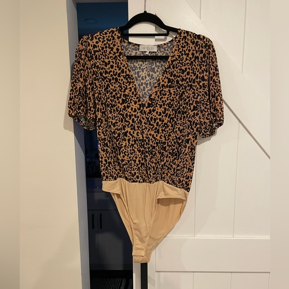 Wayf Leopard Print Bodysuit - Picture 2 of 7